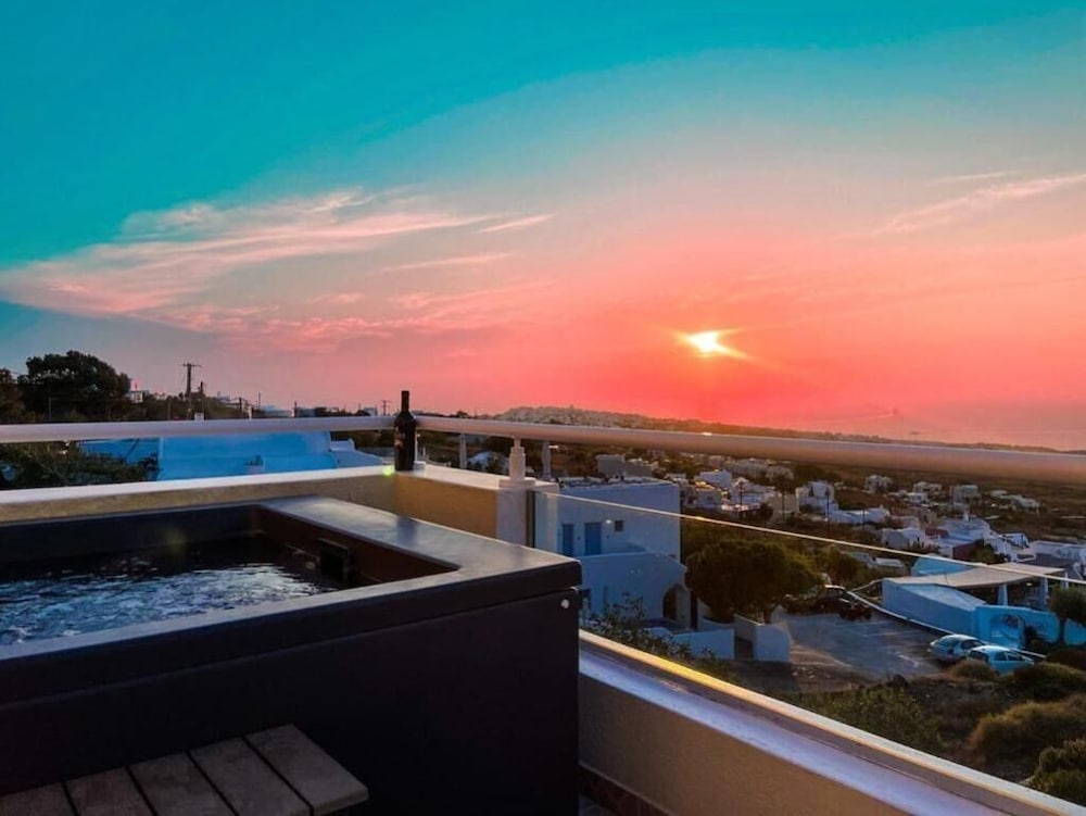 Göteborg - Mesaria - Kiklamino Sunset Suites
