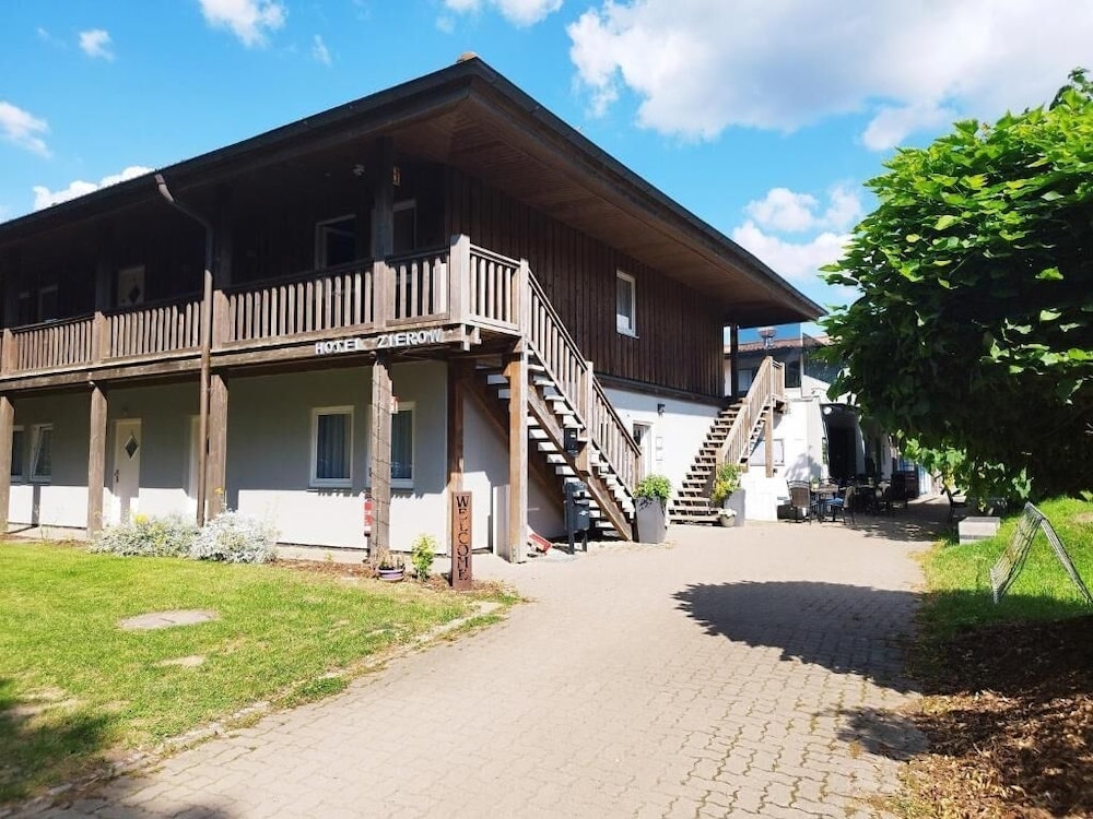 Wismar (Mecklenburg) - Hotel Zierow - Urlaub an der Ostsee