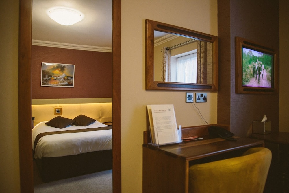Cavan - The Farnham Arms Hotel
