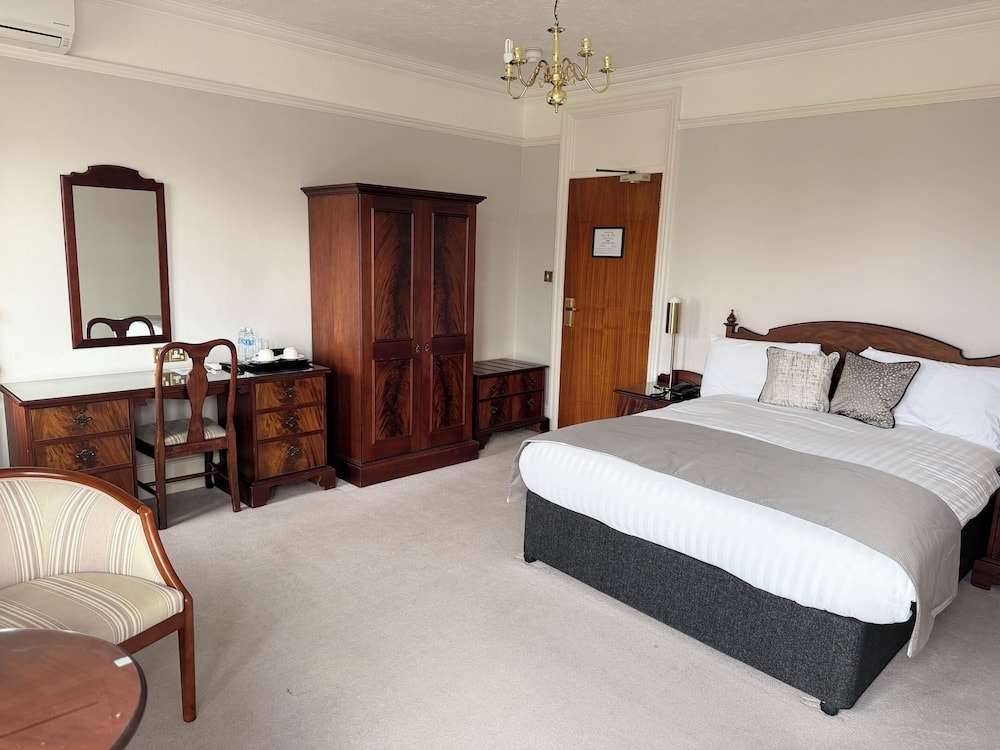 Worthing - The Windsor House Hotel
