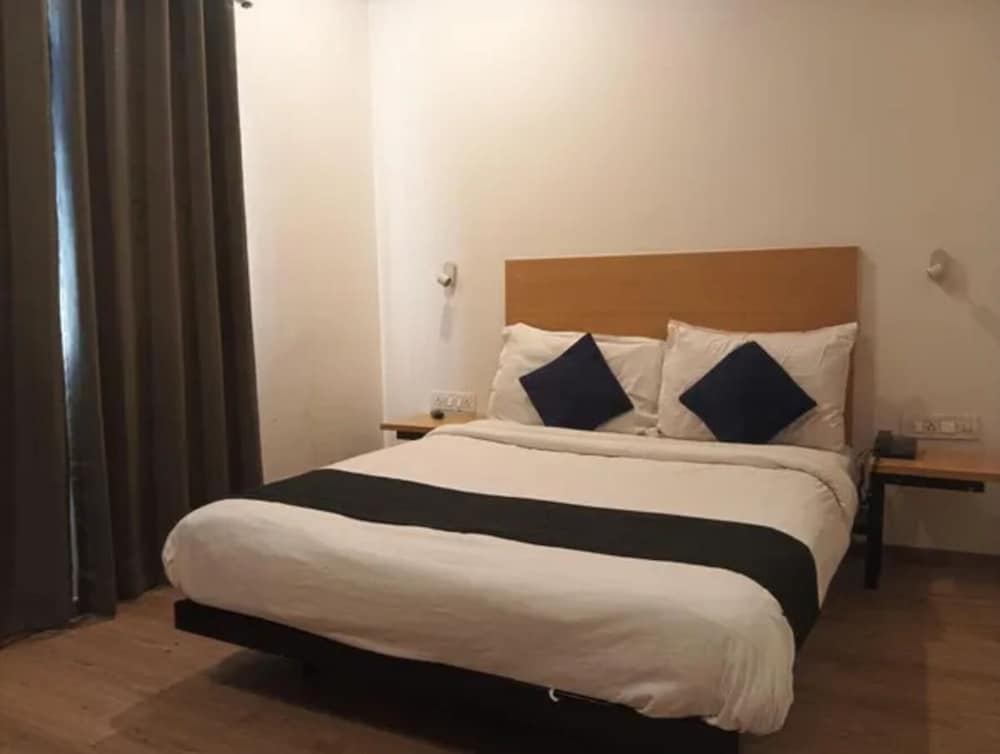 Sāngāner - Fabhotel Yash Meridion