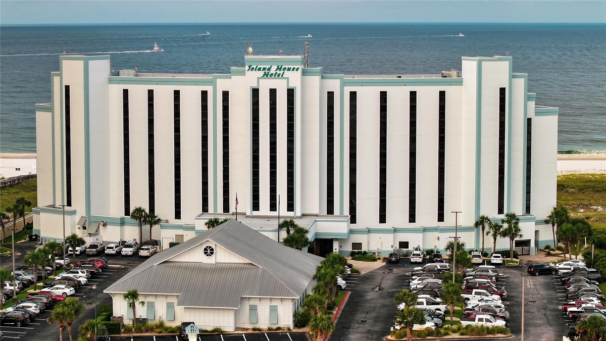 Orange Beach - The Island House Hotel a Doubletree by Hilton