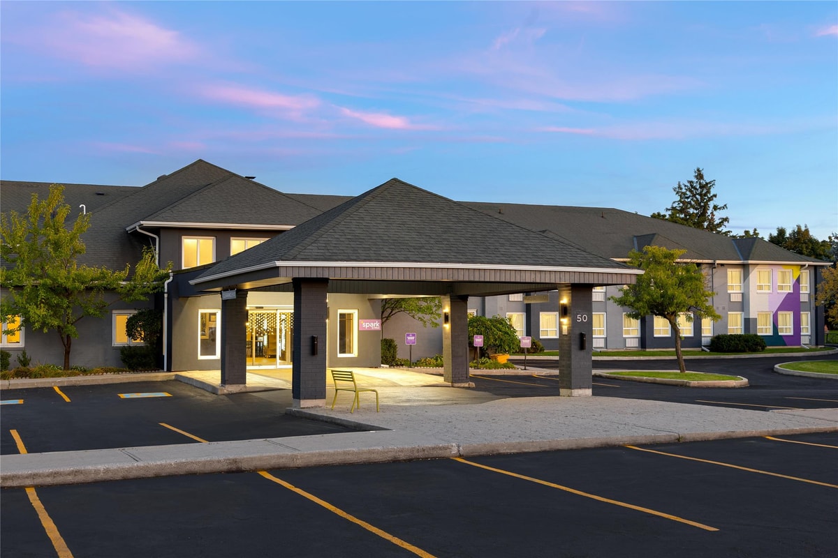 Brampton - Spark by Hilton Toronto Mississauga