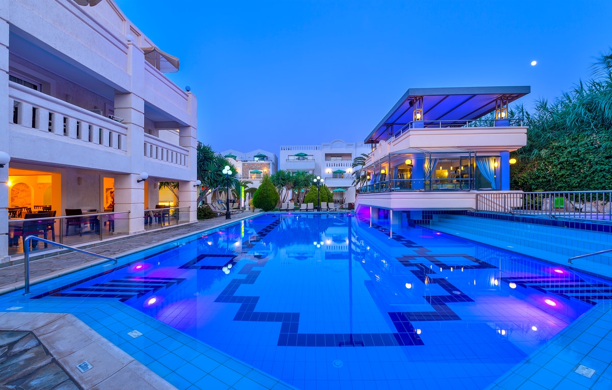 Stockholm - Platanias (Crete) - Castle Suites Hotel