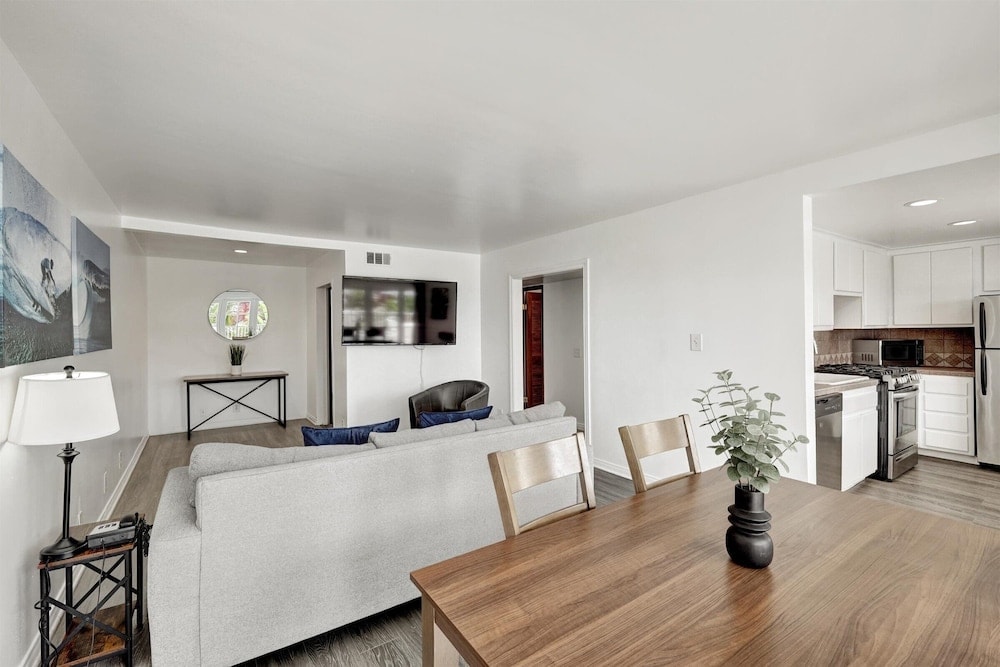 Carlsbad (CA) - Oceanside Marina Suites - A Waterfront Hotel