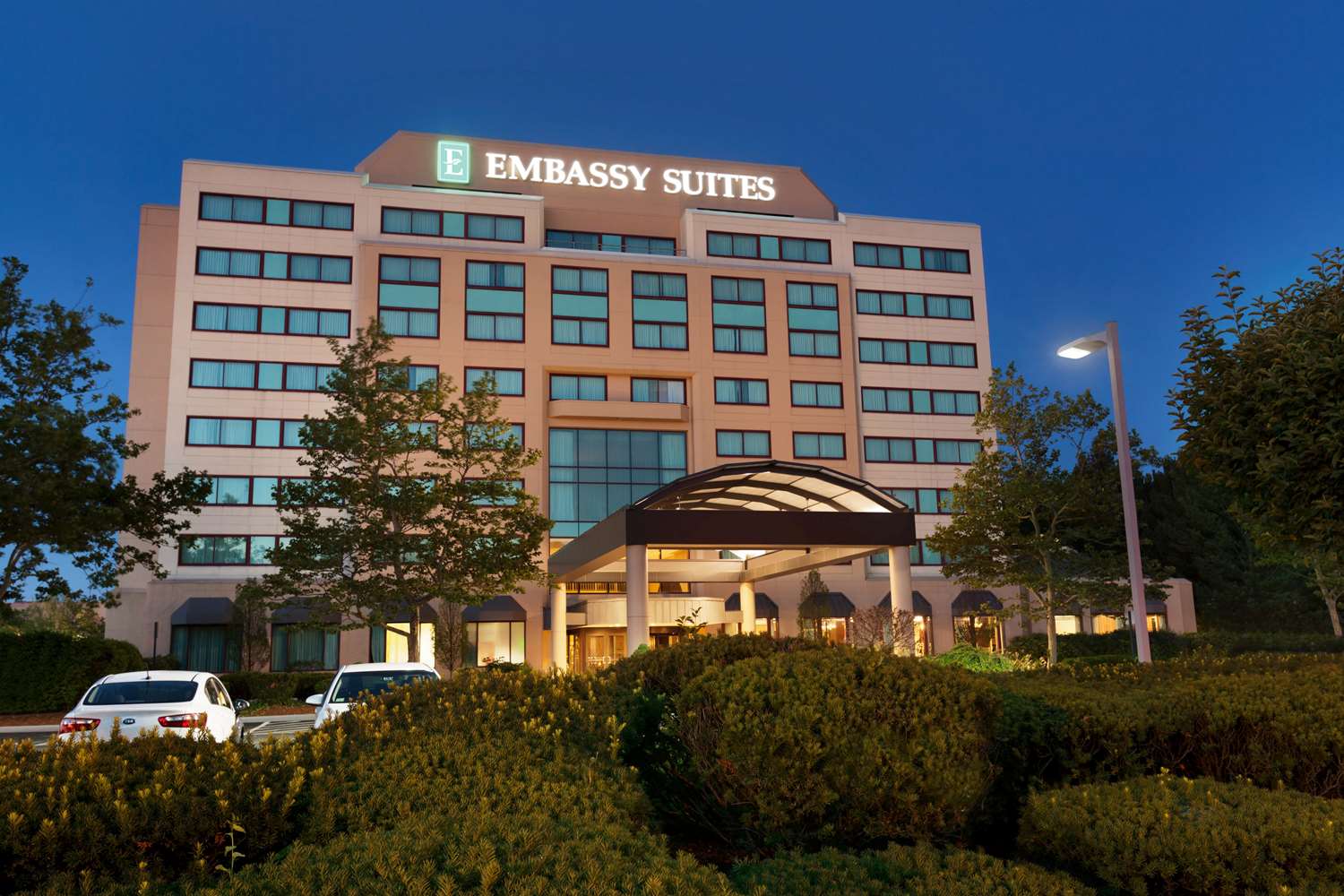 Waltham - Embassy Suites by Hilton Boston Waltham