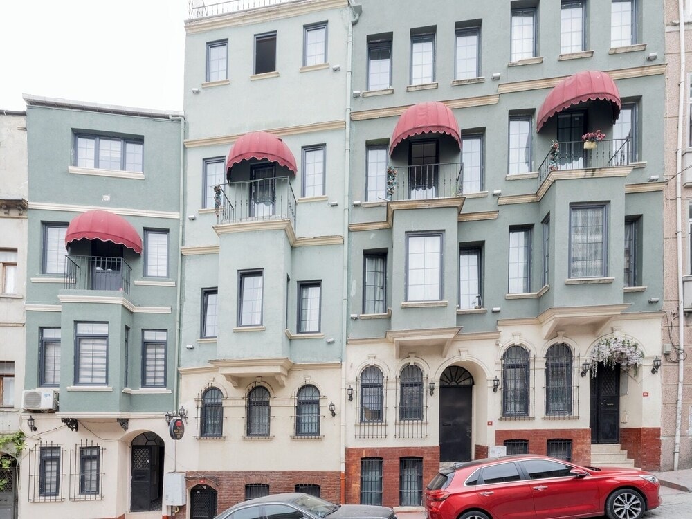 Istanbul - The Red Tent Grand Suites