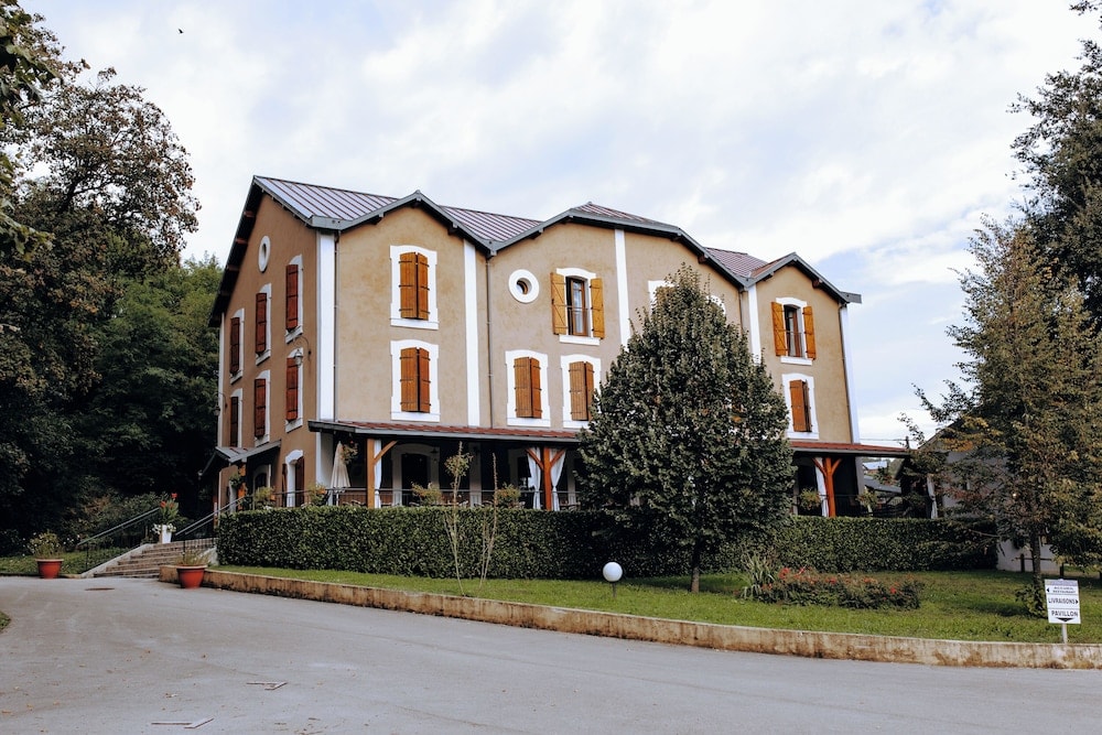 Cransac - Logis - Hotel Restaurant du Parc