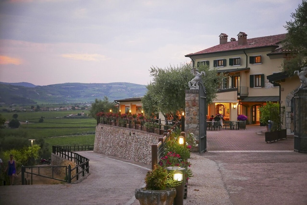 Illasi - Sporting Hotel San Felice