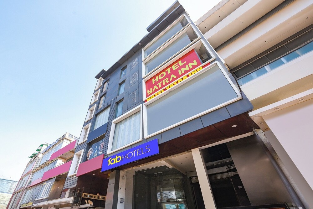 Noida - Fabhotel Yatri Inn