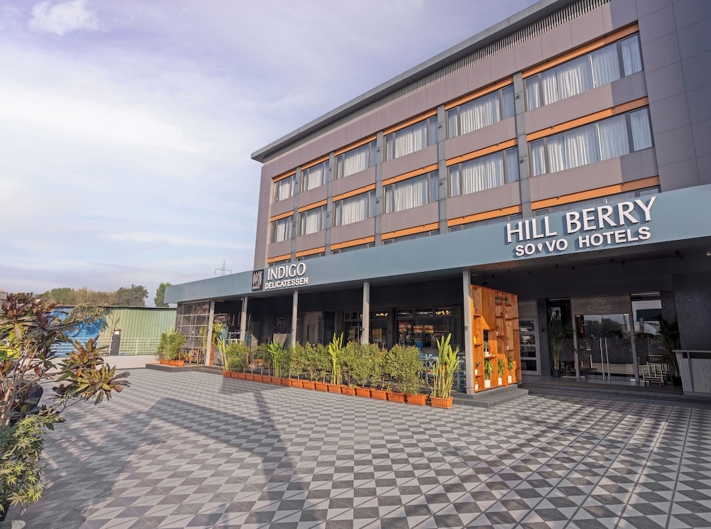 Lonavla - Hill Berry - A SoVo Hotel