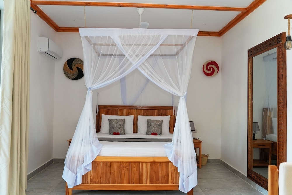Kiwengwa - Changarawe Hotel & Retreat