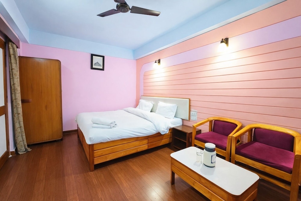 Hotel Radha Continental Near Mall Road