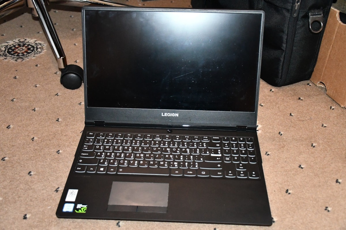 Lenovo Legion Y530-15ICH Gaming Laptop 8GB RAM 2.30GHz Intel i5 1TB HDD