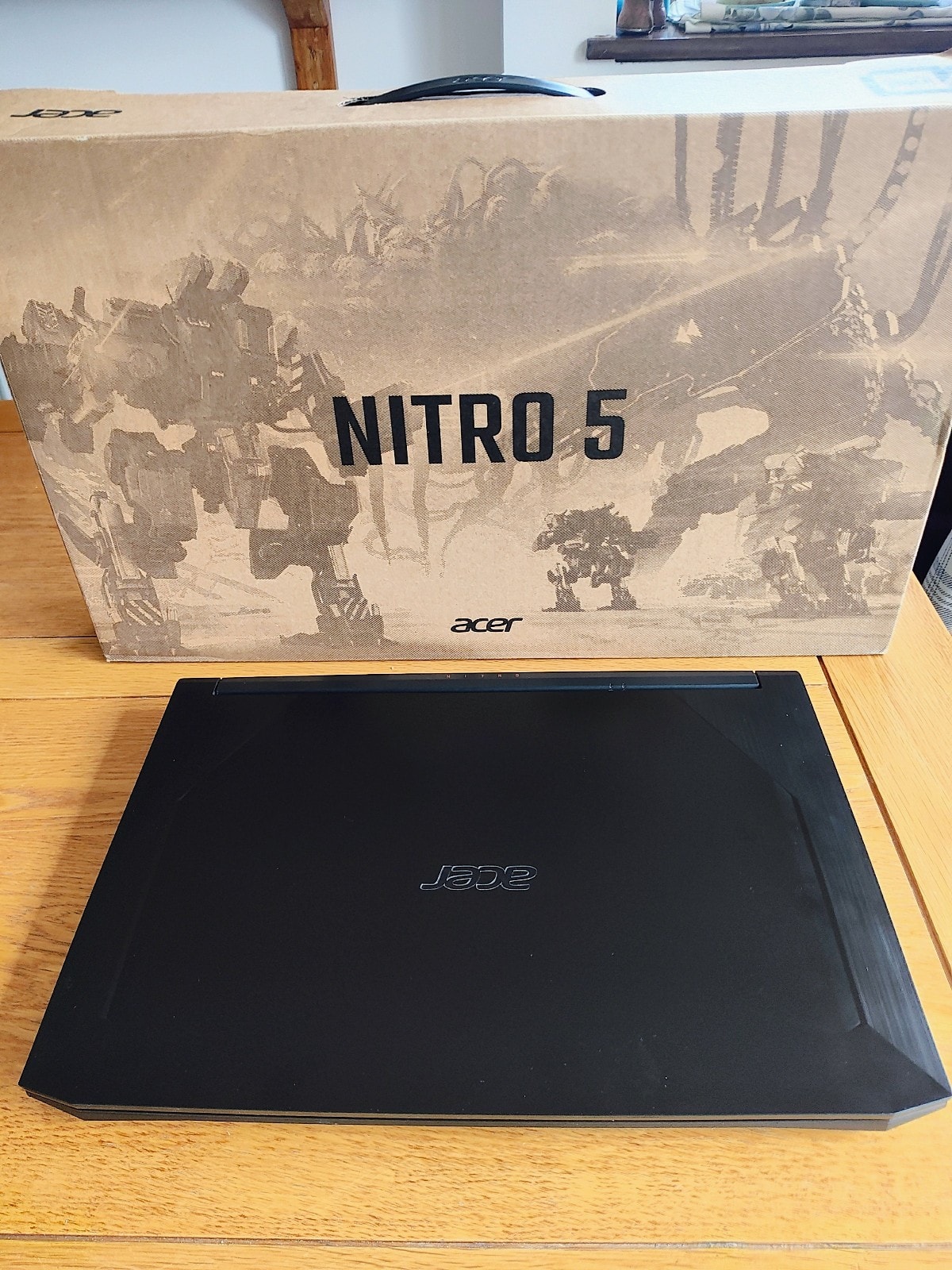 Acer Nitro 5 Gaming Laptop I5 10300H Excellent Condition 17.3 inch screen