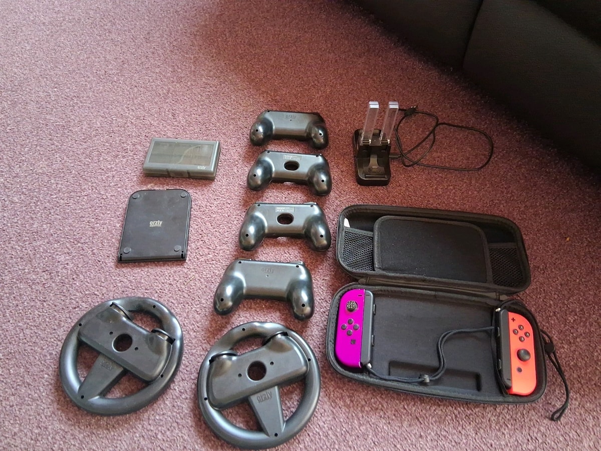 Nintendo Switch Controllers And Accessories