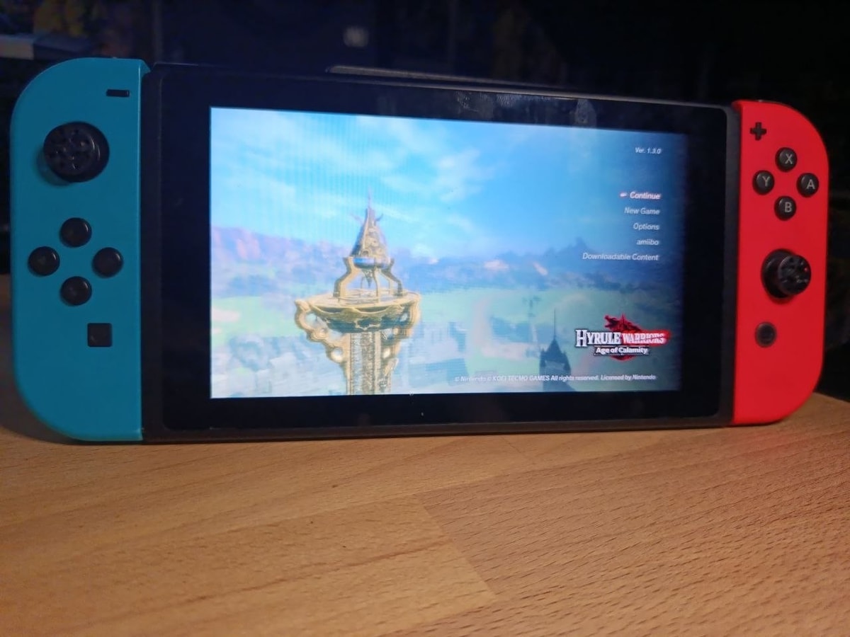Nintendo Switch HAC-001(-01) Handheld Console - 32GB - Neon Blue/Red Joy-Con...