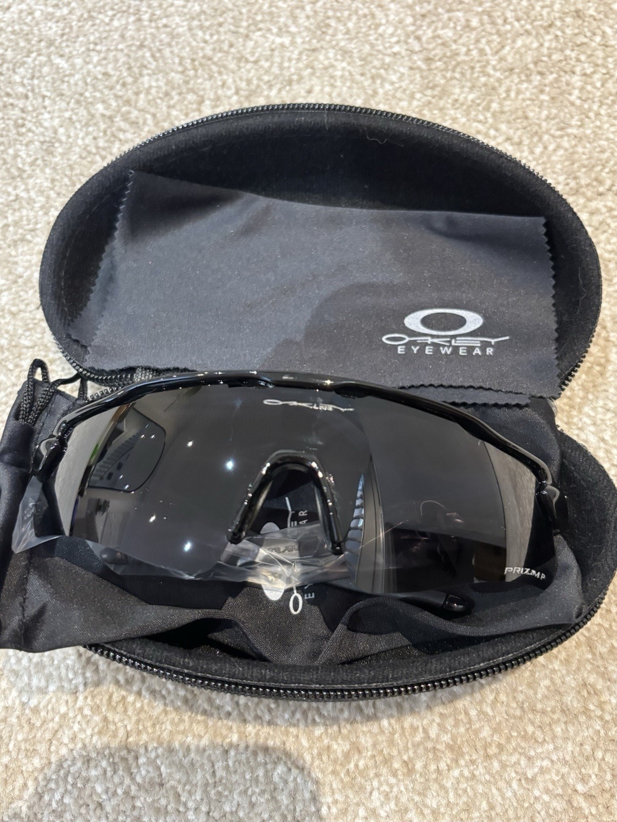 Oakley Radar EV Path Sunglasses Matte Black Polarized