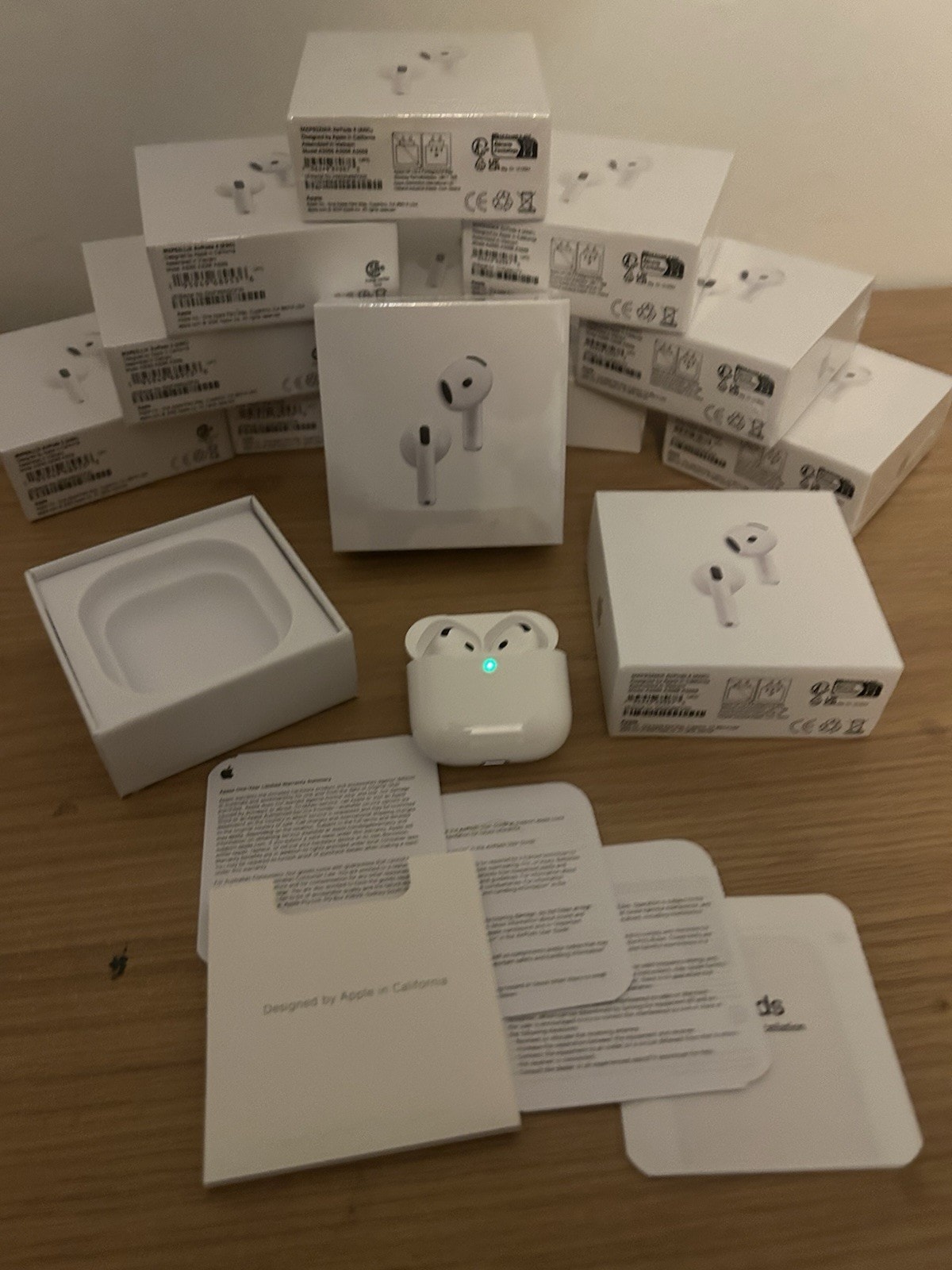 BNIB-Apple AirPods 4 ( 4th Gen) With ( ANC) Sealed