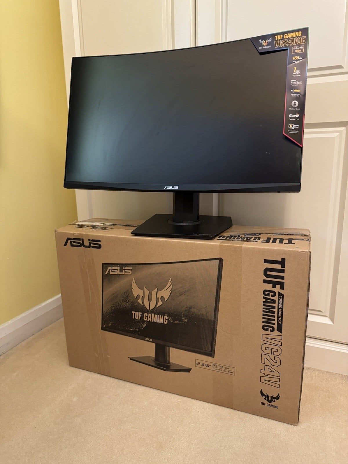 ASUS VG24VQE Curved Gaming Monitor Black 23.6 Inch Full HD 1920 x 1080, 165Hz