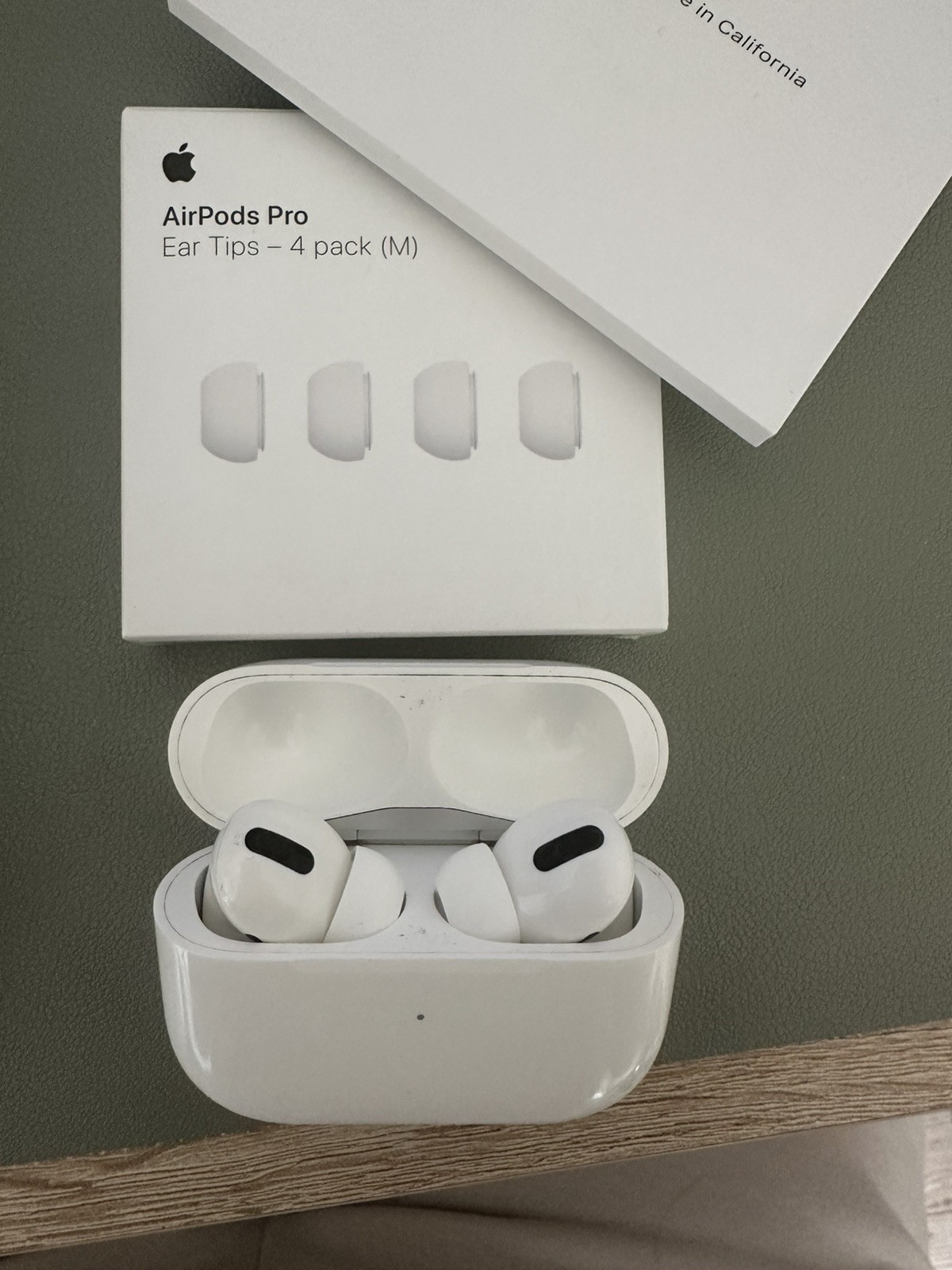Apple AirPods Pro with MagSafe Wireless Charging Case - White