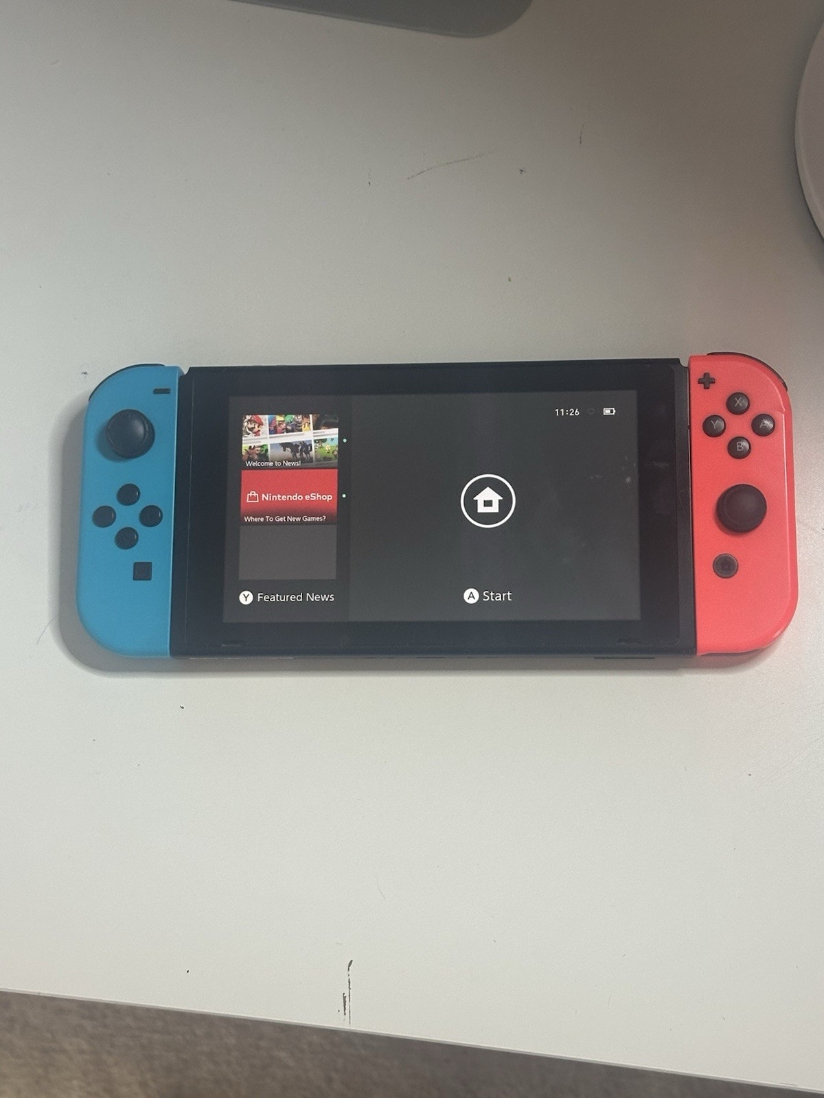 Nintendo Switch 32GB Console Neon Blue/Red
