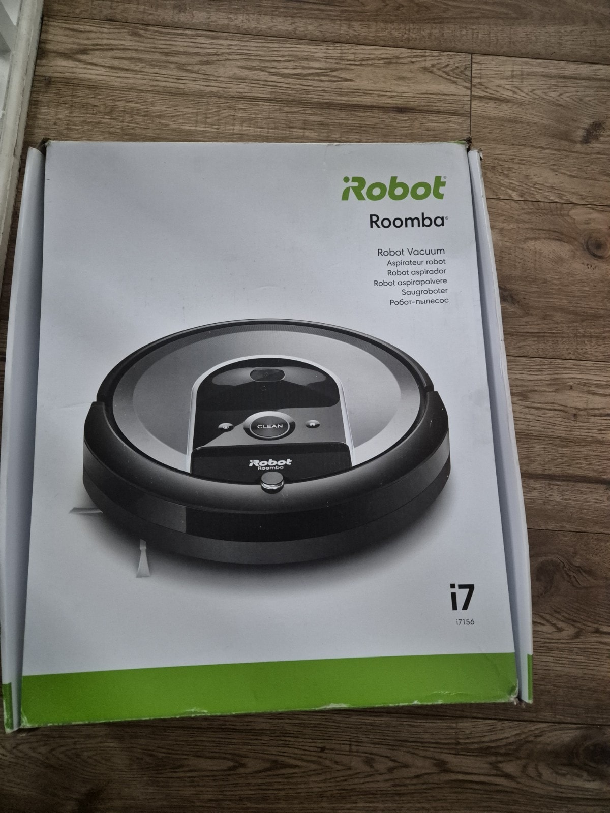 iRobot Roomba i7 Wi‑Fi Cordless Bagless Robotic Vacuum Cleaner Black i7156