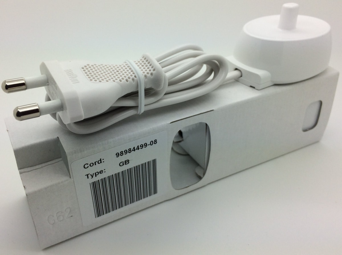 NEW GENUINE UK Braun Oral-B Toothbrush Charger Unit