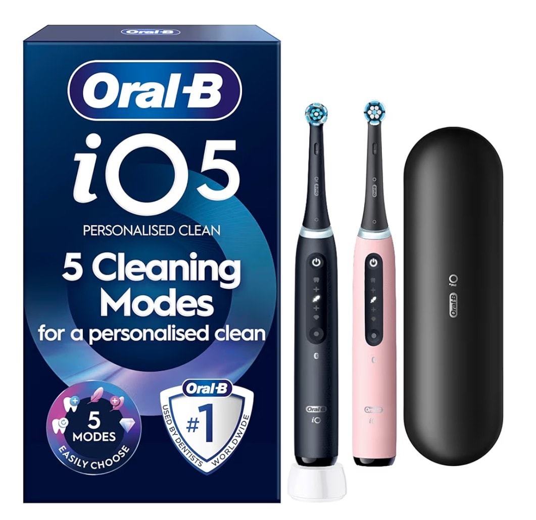 Oral-B iO5 2x Electric Toothbrushes,2 Handles,2 Toothbrush Heads & 1 Travel Case