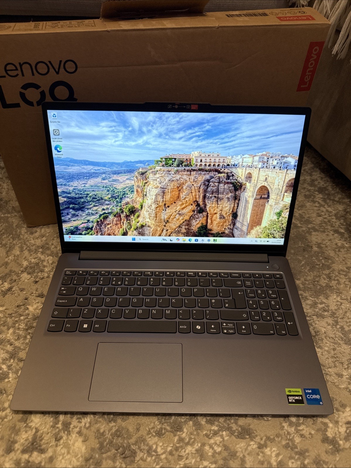 Lenovo LOQ 15IAX9E Gaming,i5-121450HX, 16GB,RTX 2050,15.6''FHD 144Hz,512 GB -82-