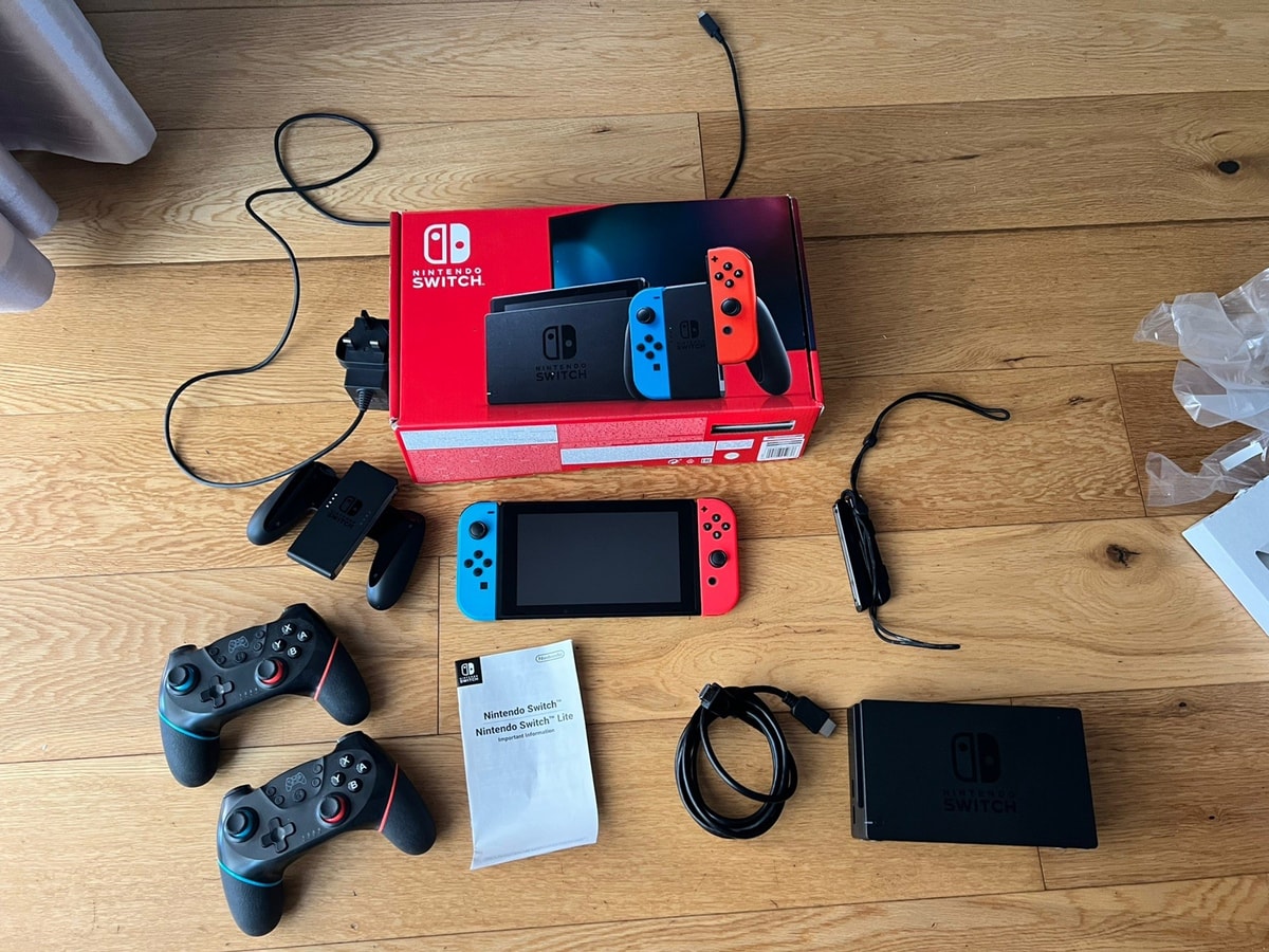 Nintendo Switch V1 Console - Boxed with Accessories