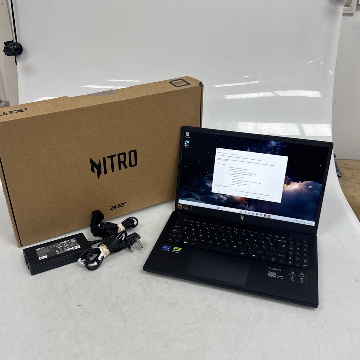 Acer Nitro V15 15.6" Gaming Laptop i7 RTX 5060 16GB RAM 512GB SSD Win 11 Boxed