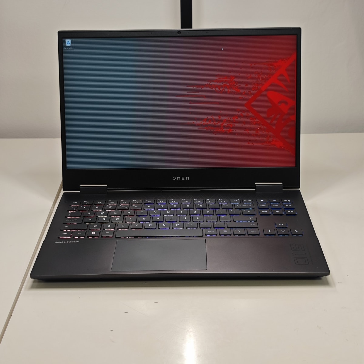 HP OMEN 15 Gaming Laptop | RTX 2060 | Ryzen 7 8-Core | FHD 144hz | 512GB 16GB
