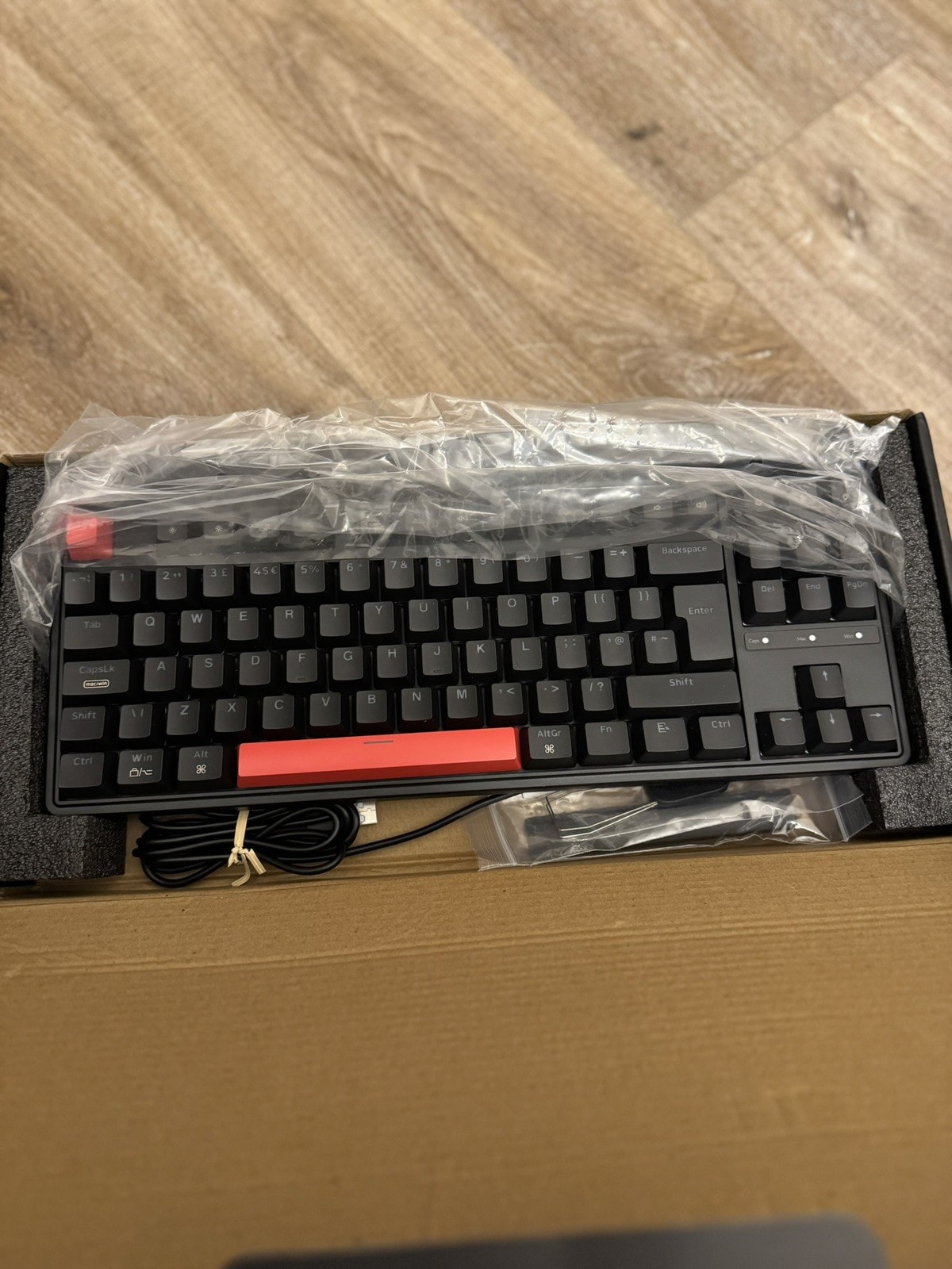 Keychron C3 Pro Gaming Keyboard ISO UK Layout - BOXED!