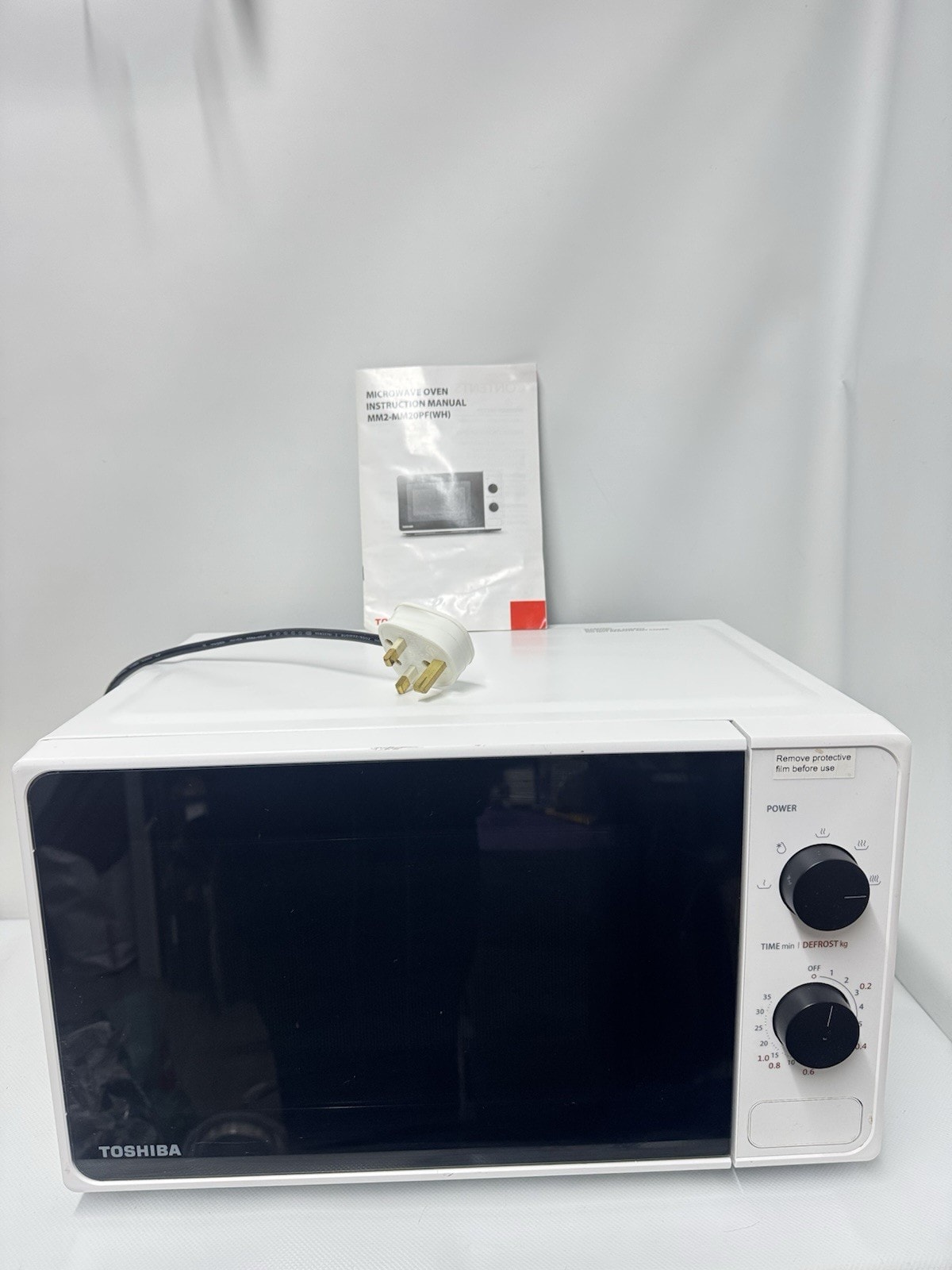 Toshiba MM2-MM20PF White Compact Microwave Oven Manual Included #R