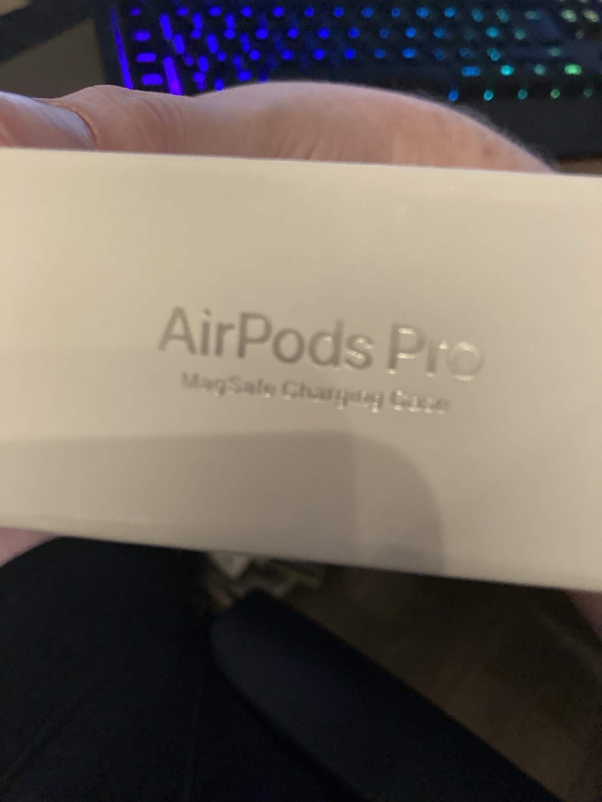 Apple AirPods Pro with MagSafe Wireless Charging Case - White