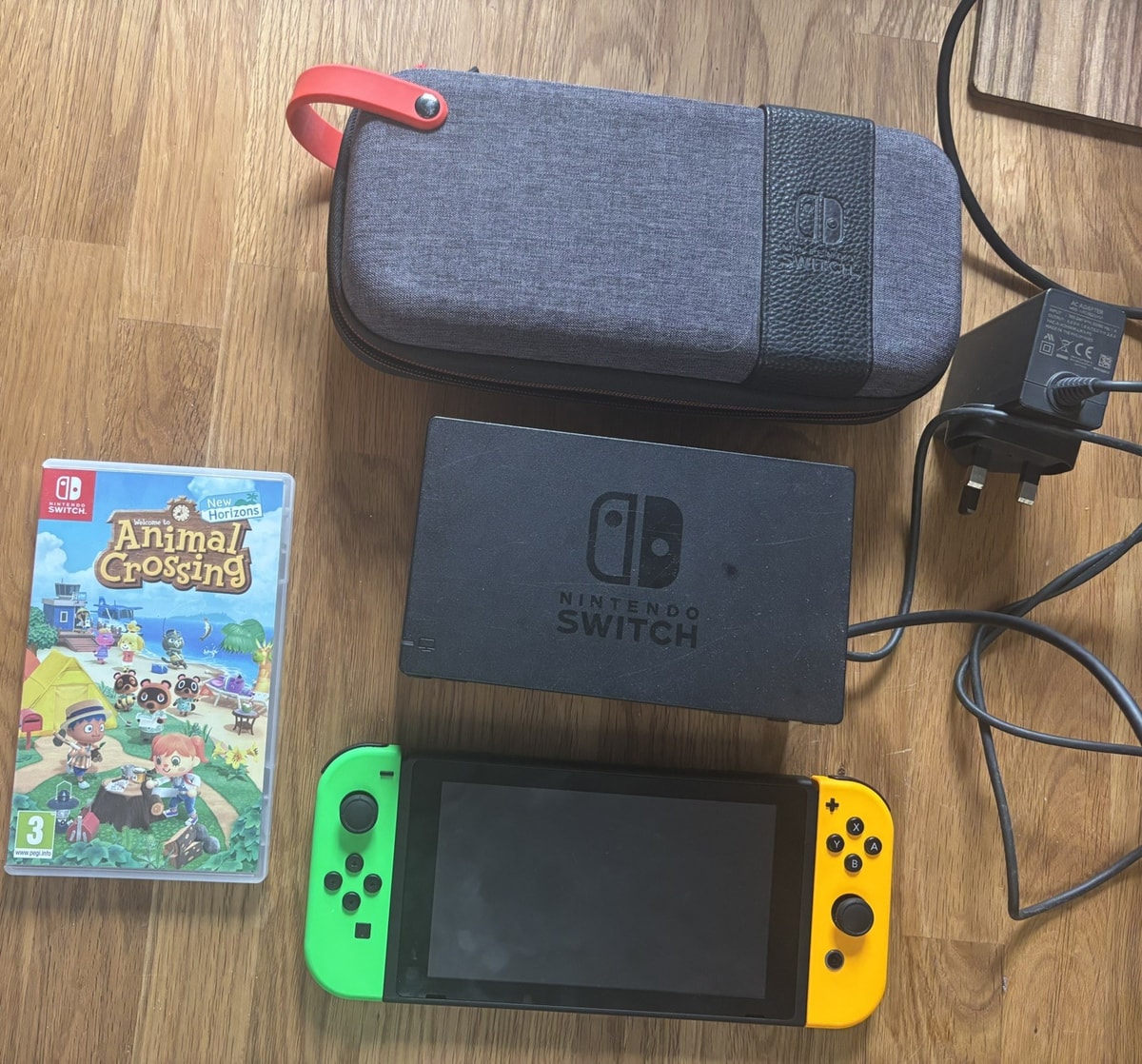 Nintendo Switch Console Bundle – Near Mint Condition with Animal Crossing and SD