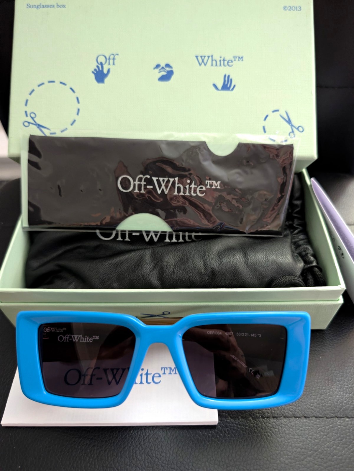 Off-White Off Savannah Sun 99 Unisex Square Blue Frame Dark Grey UV400