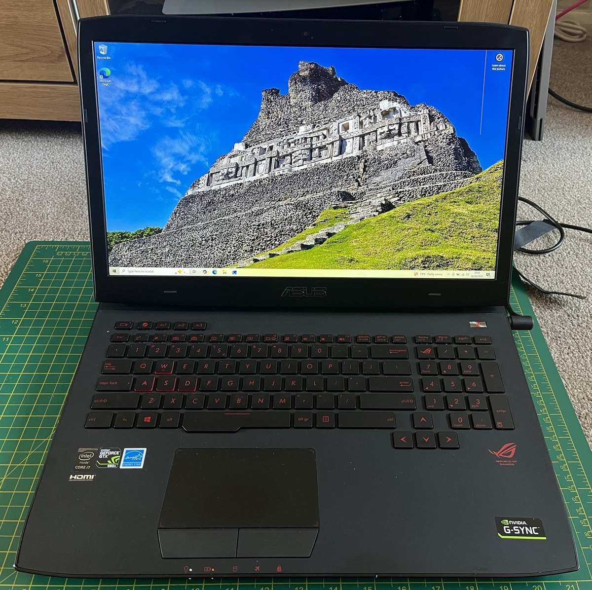 ASUS ROG G751JY G‑SYNC i7‑4720HQ / GTX 980M 4GB / 24GB RAM / 256GB SSD 1TB HDD