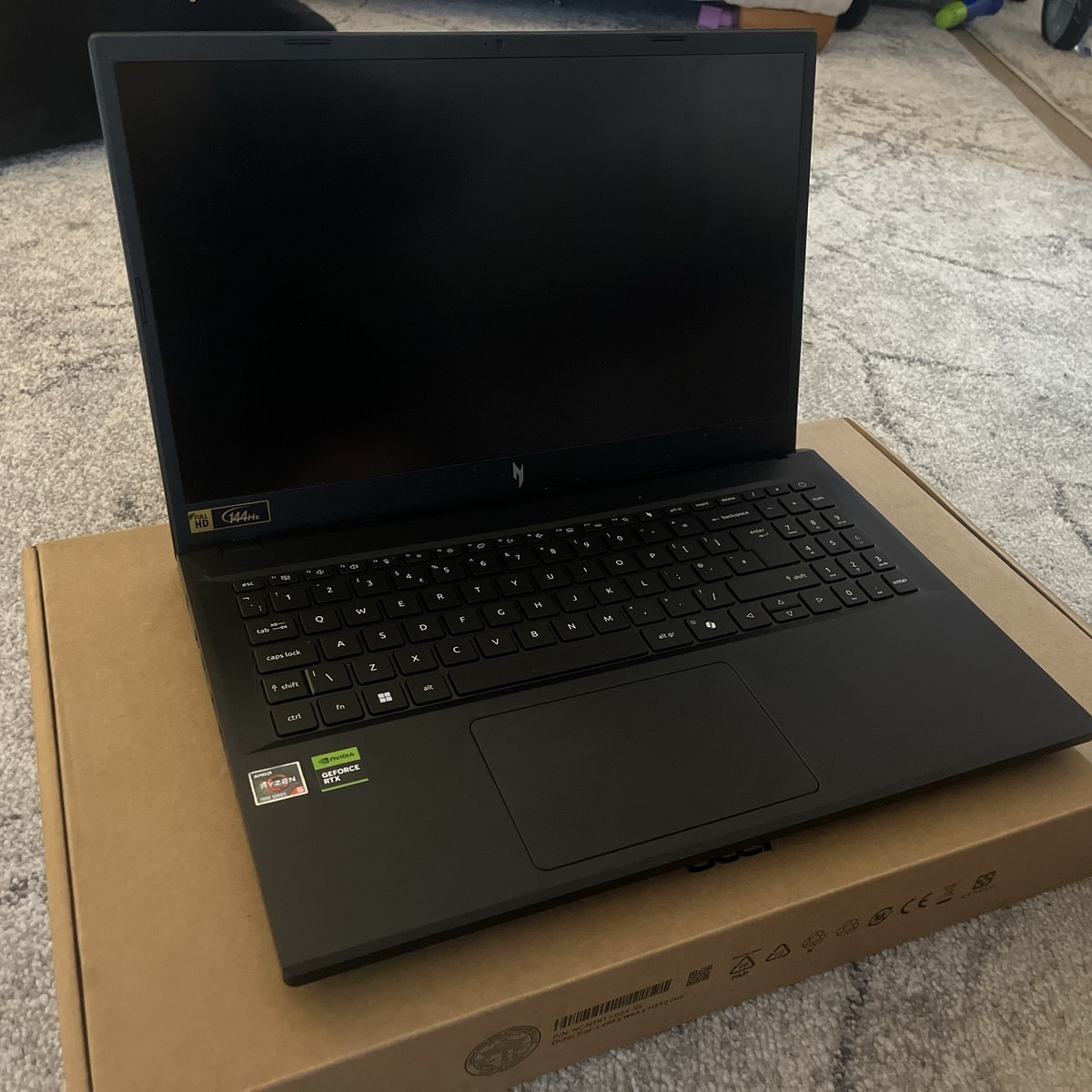 Acer Nitro V 15 ANV15-41 Gaming Laptop Obsidian Black 16gb with charger + box
