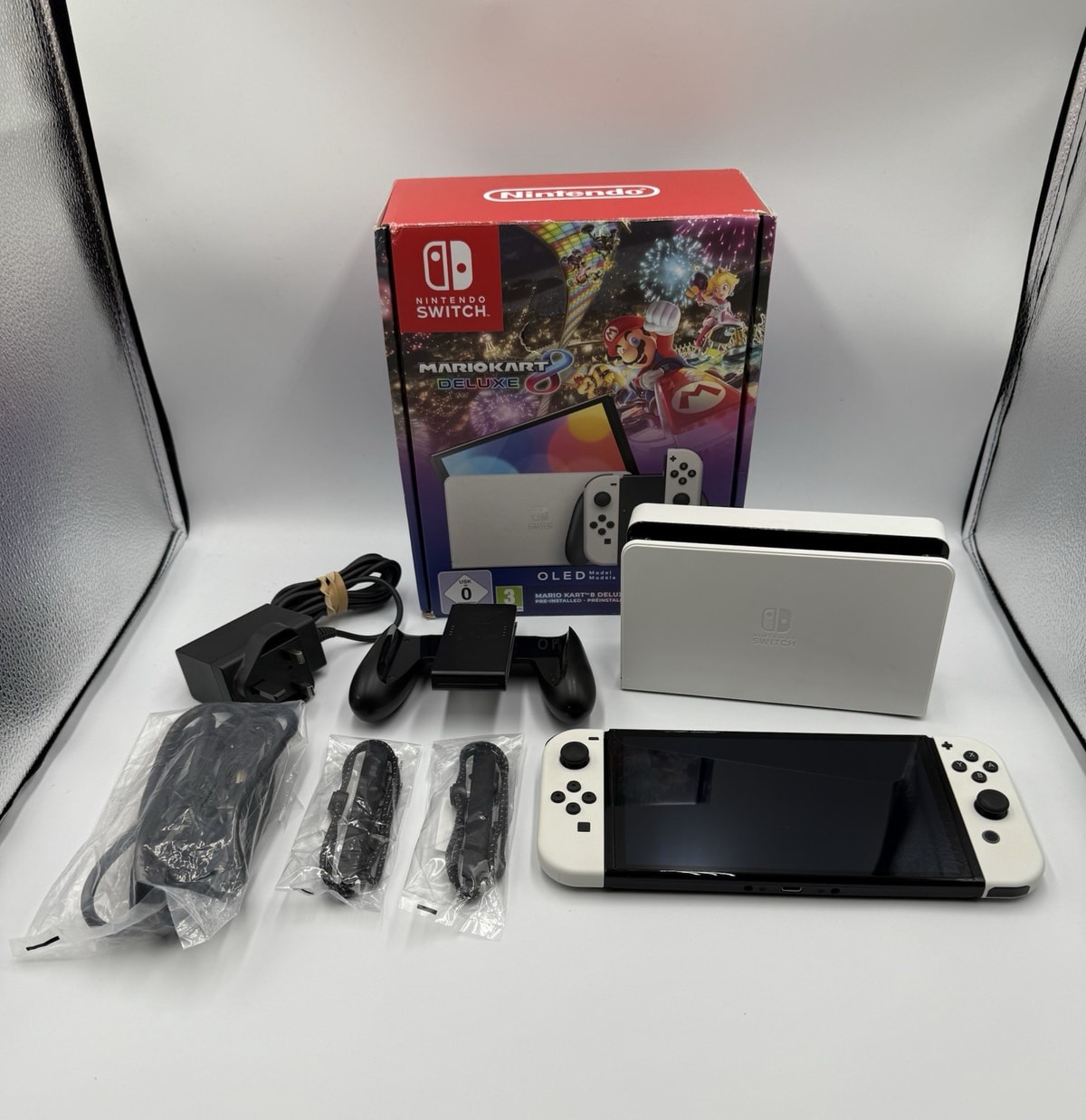 Nintendo Switch OLED White Perfect Condition Boxed Accessories - Fast Delivery!