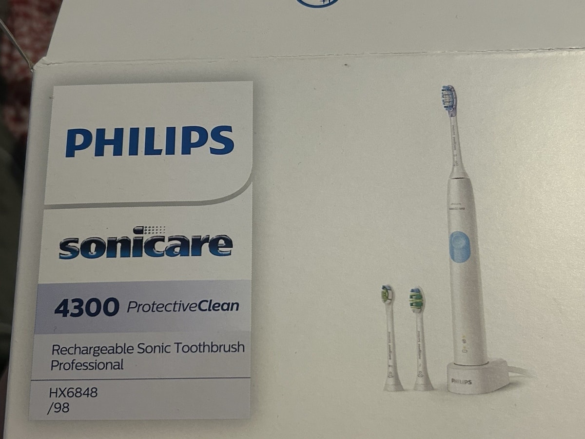 Philips Sonicare ProtectiveClean 4300 Sonic Electric Toothbrush HX6848/98