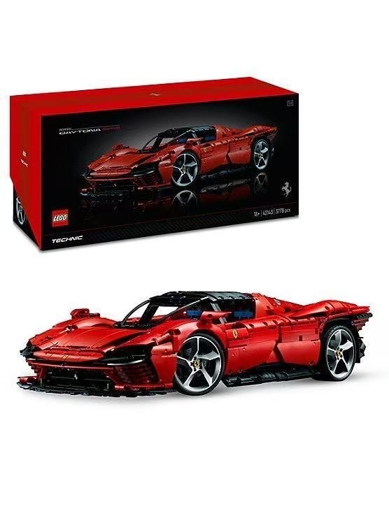 LEGO TECHNIC: Ferrari Daytona SP3 (42143)