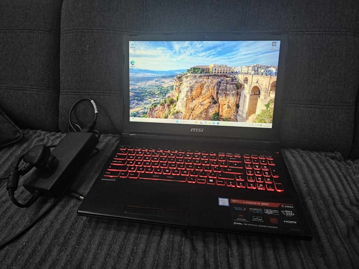MSI GP63 Leopard Gaming Laptop I7-8750H 16gb Ram 128+1tb NVIDIA GeForce GTX 1070