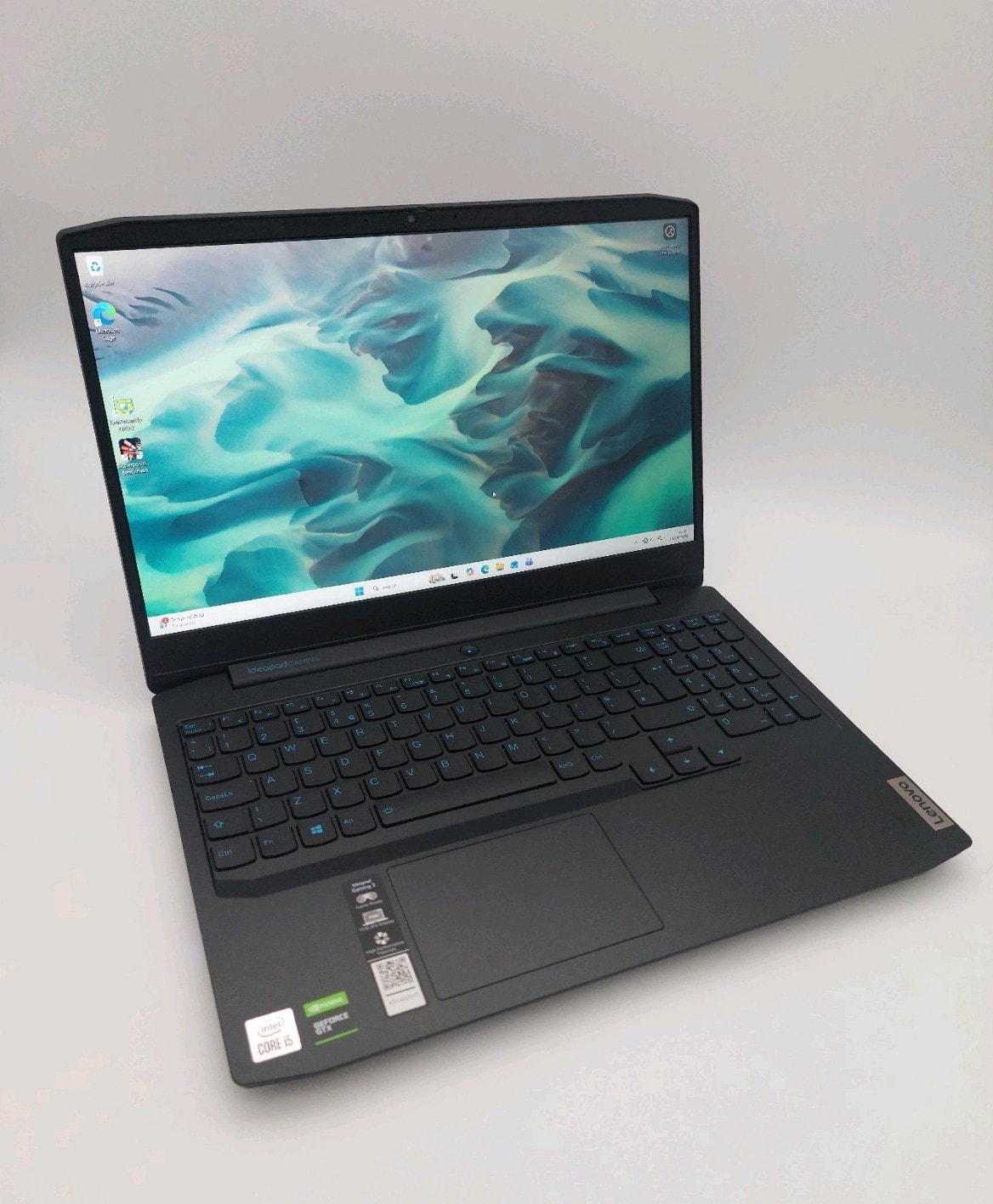 Lenovo IdeaPad Gaming3 15IMH05 15.6" 512GB SSD,Intel Core i5 10 GTX1650 16GB RAM