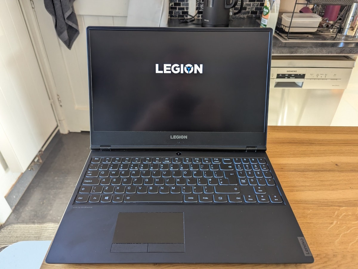 Gaming Laptop Lenovo Legion Y540-15IRH, i5 9300H, GTX 1660 TI, 16GB RAM, 144Hz