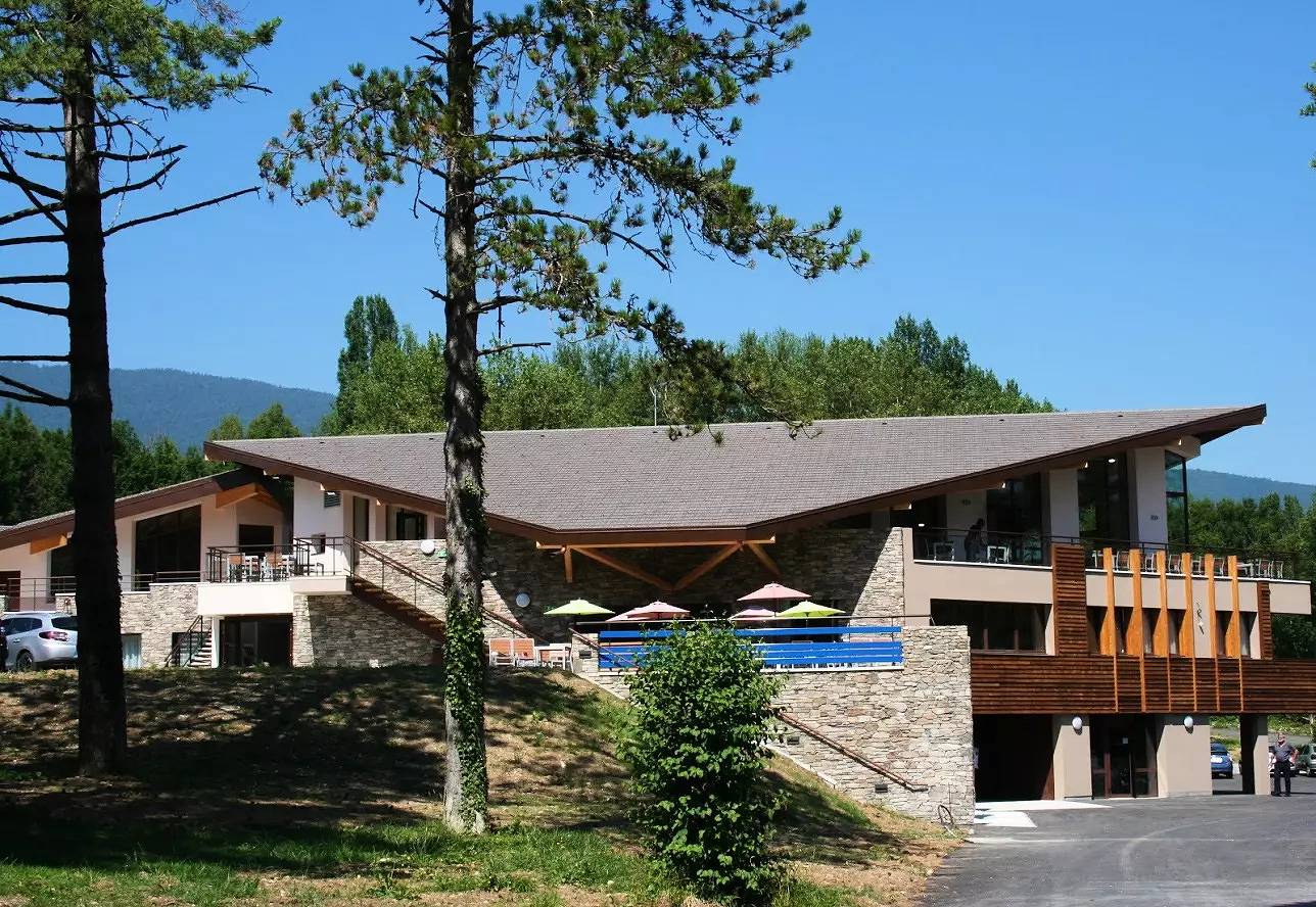 Hotell i Bauges från 154 kr per natt