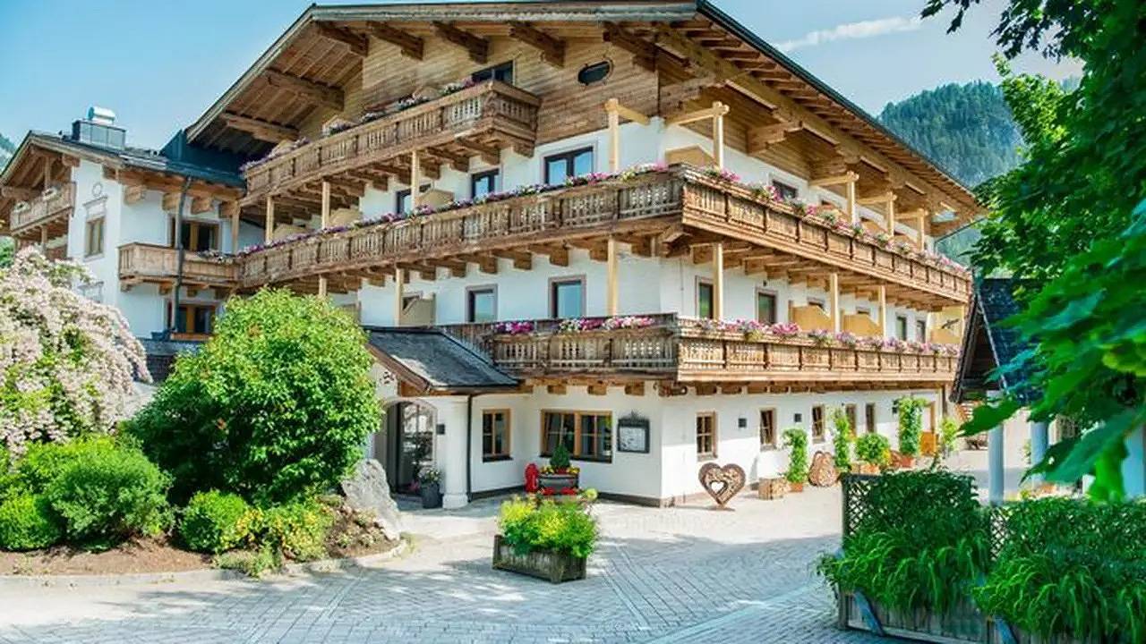 Hotell i Pinzgau från 315 kr per natt