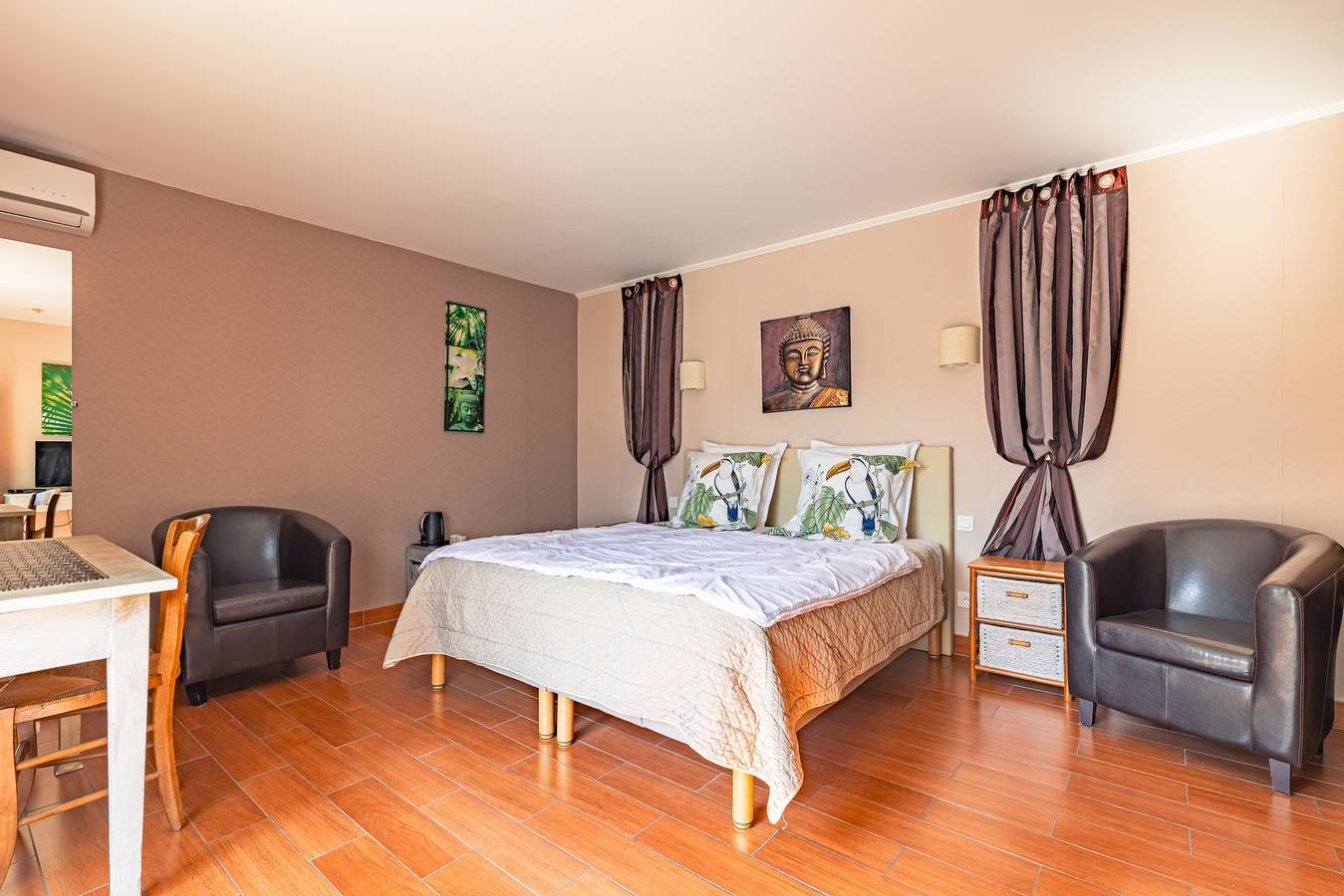 Hotell i Île d'Oléron från 78 kr per natt