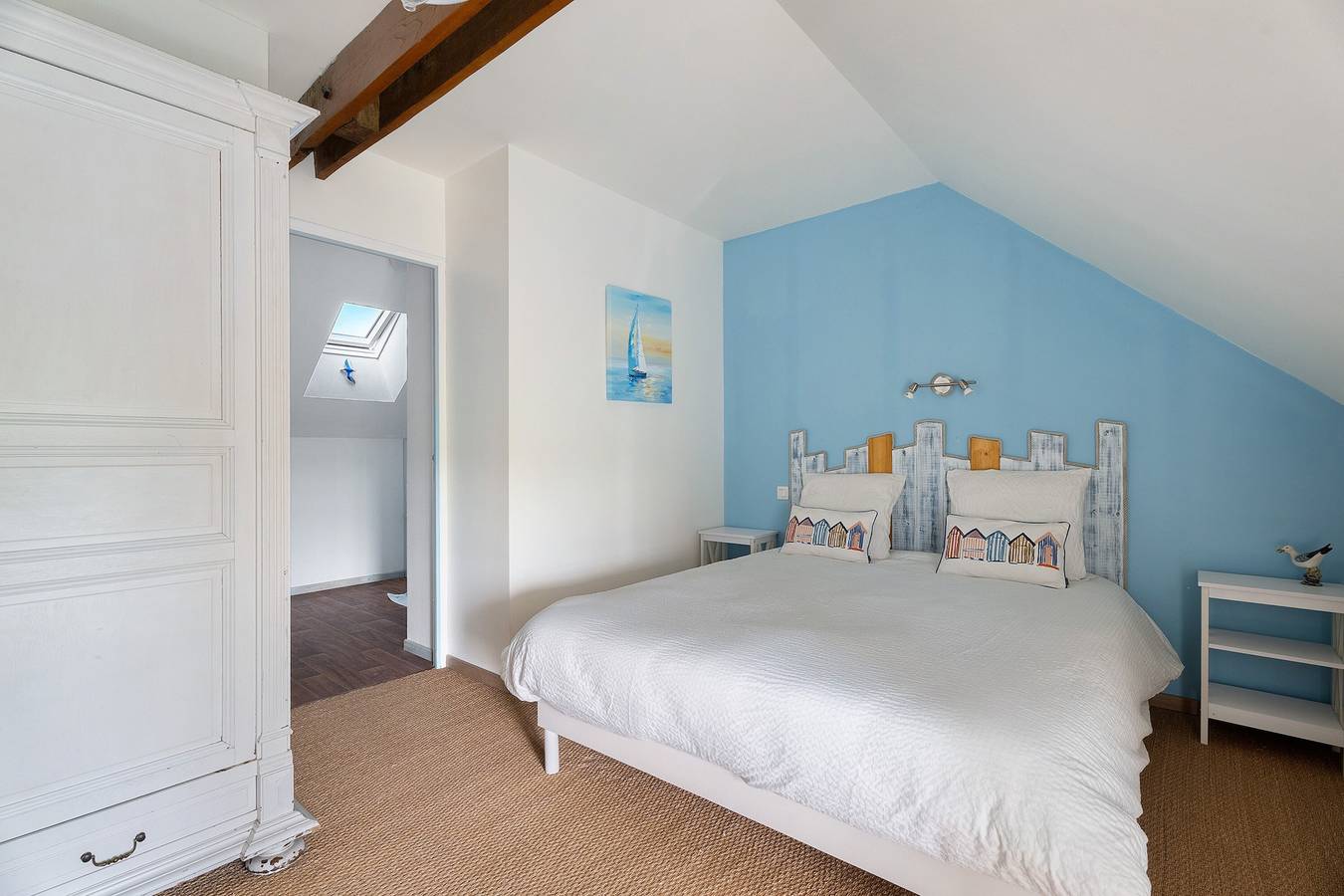 Hotell i Mont-Dol från 78 kr per natt